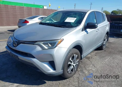 2018 Toyota Rav4 Le z USA, uszkodzony, nr VIN 2T3ZFREV8JW460034